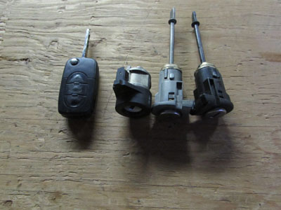 Audi TT Mk1 8N Ignition Door Lock Tumbler Set w/ Key FOB